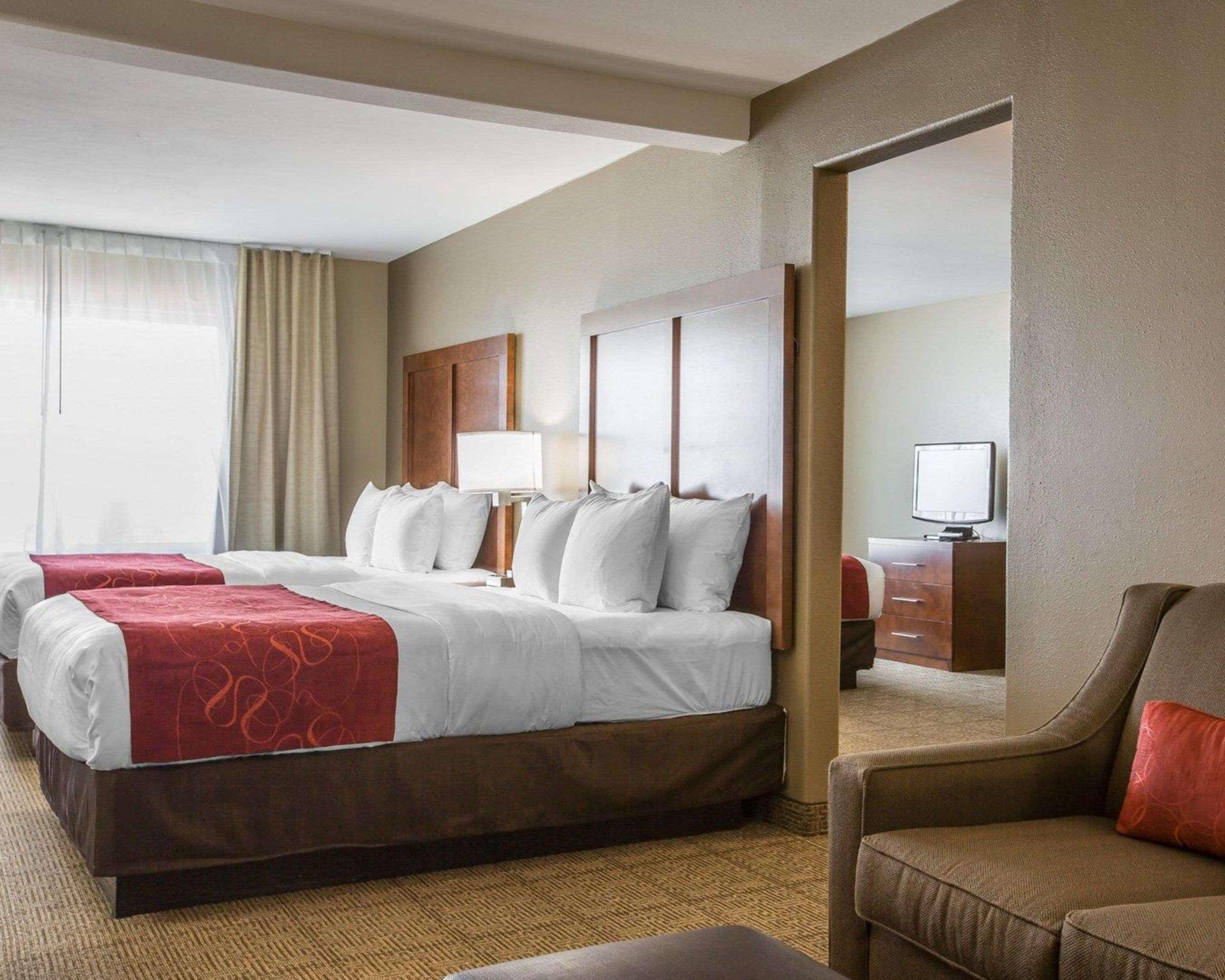 Comfort Suites Victorville-Hesperia Exterior photo