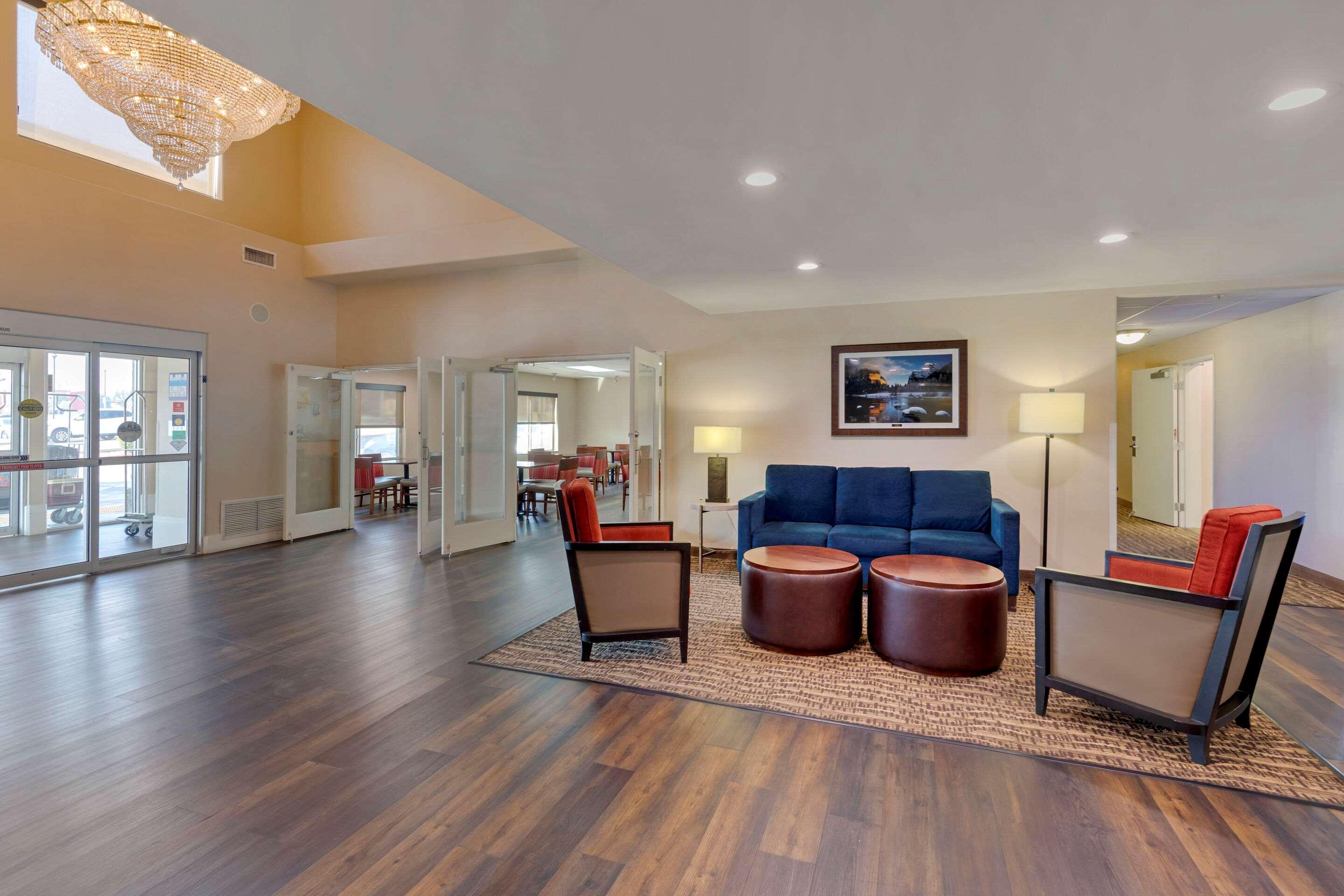 Comfort Suites Victorville-Hesperia Exterior photo