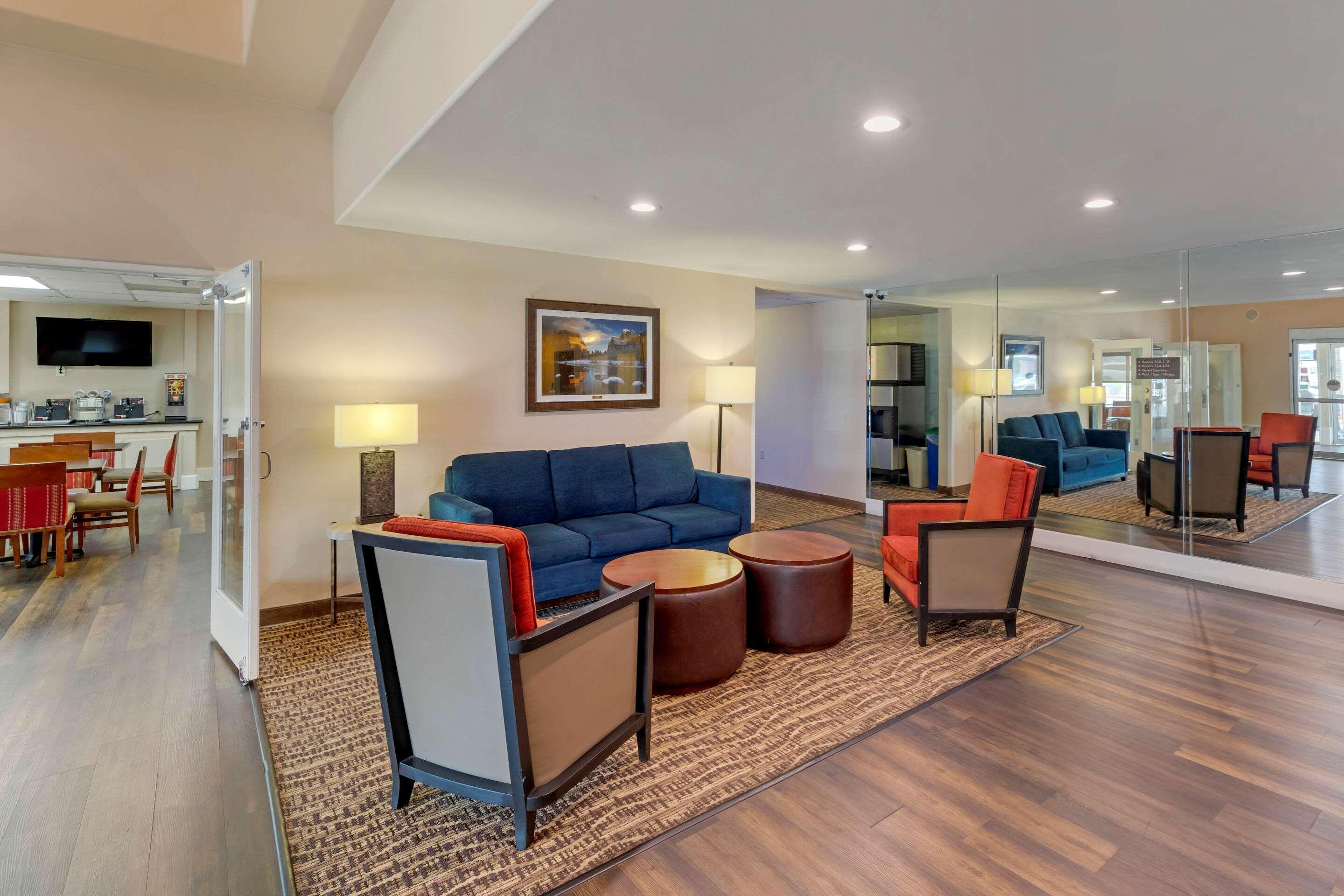 Comfort Suites Victorville-Hesperia Exterior photo